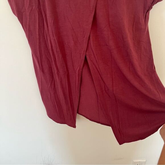 Women's Sleeveless Top - Berry - Picture 8 of 8